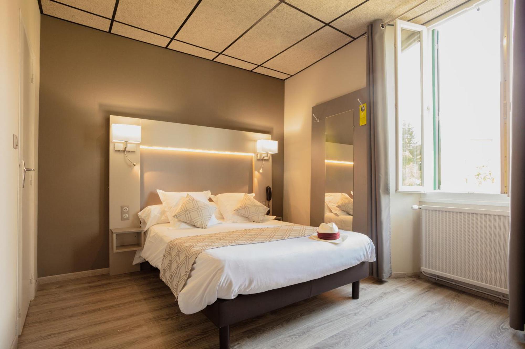 Hotel Logis Restaurant Family &